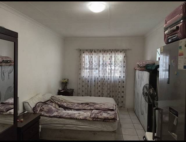 4 BEDROOM HOUSE FOR SALE IN BRACKENHURST